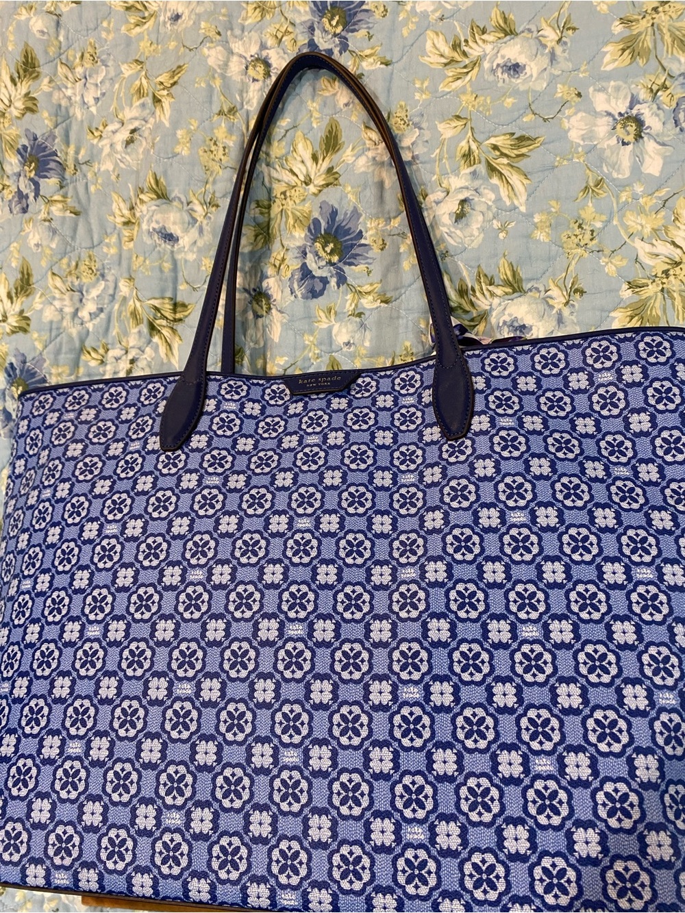 Kate Spade large monogram tote NWT
